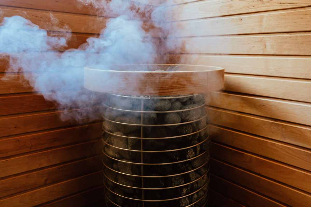 How Hot Should a Sauna Be? ELU Saunas & Cold Tubs